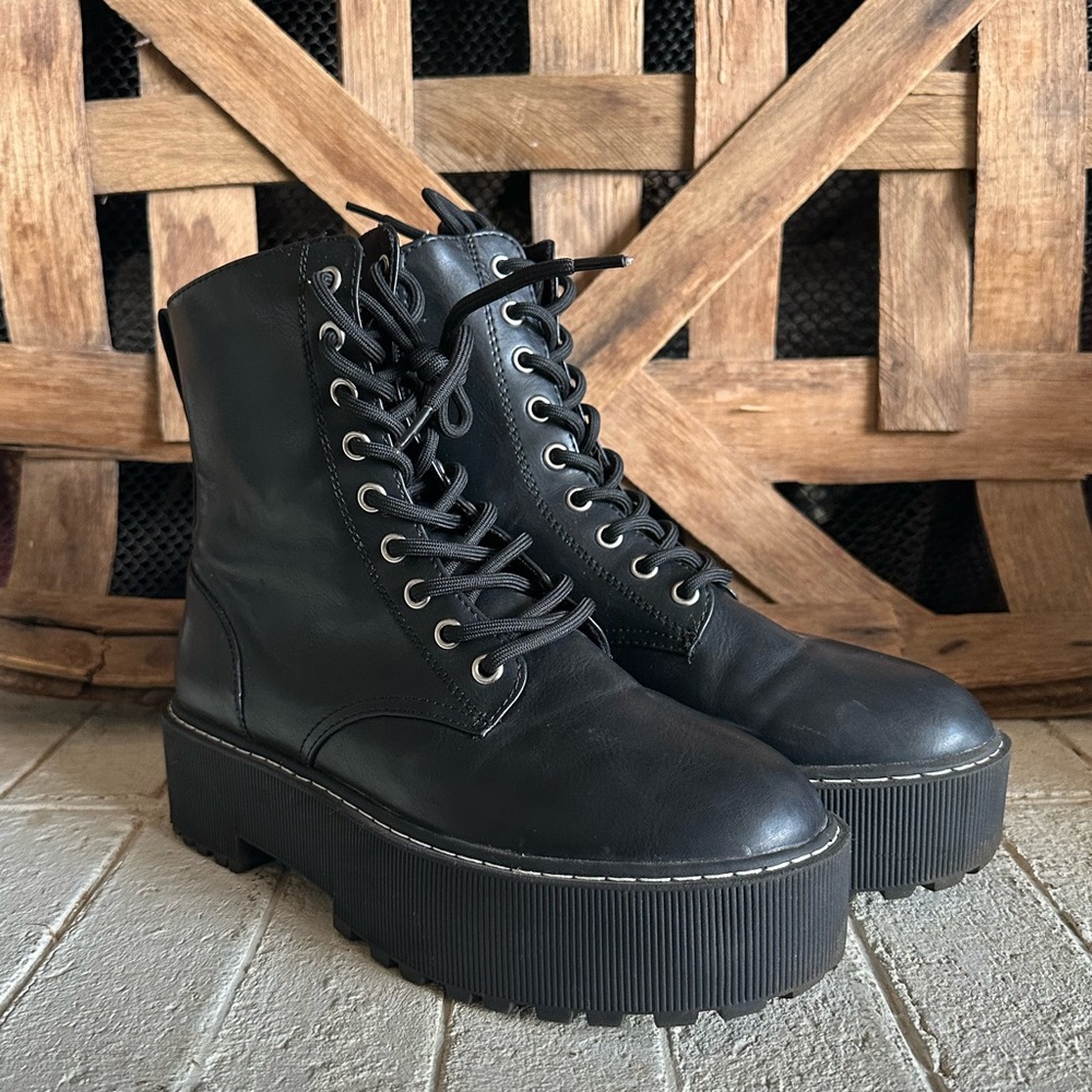 Divided boots black, size 8, eur 39